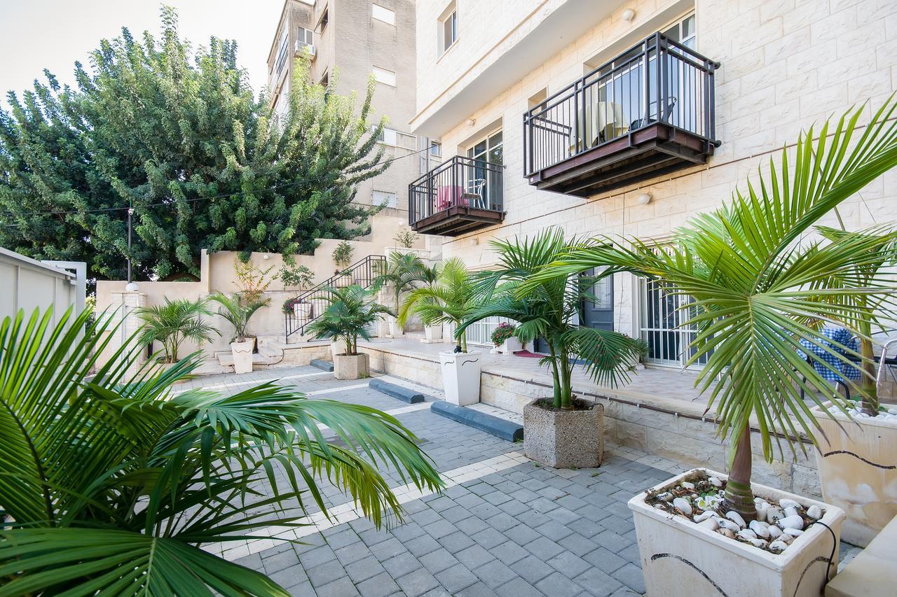 Casa De Aharon Apartments Хайфа Экстерьер фото